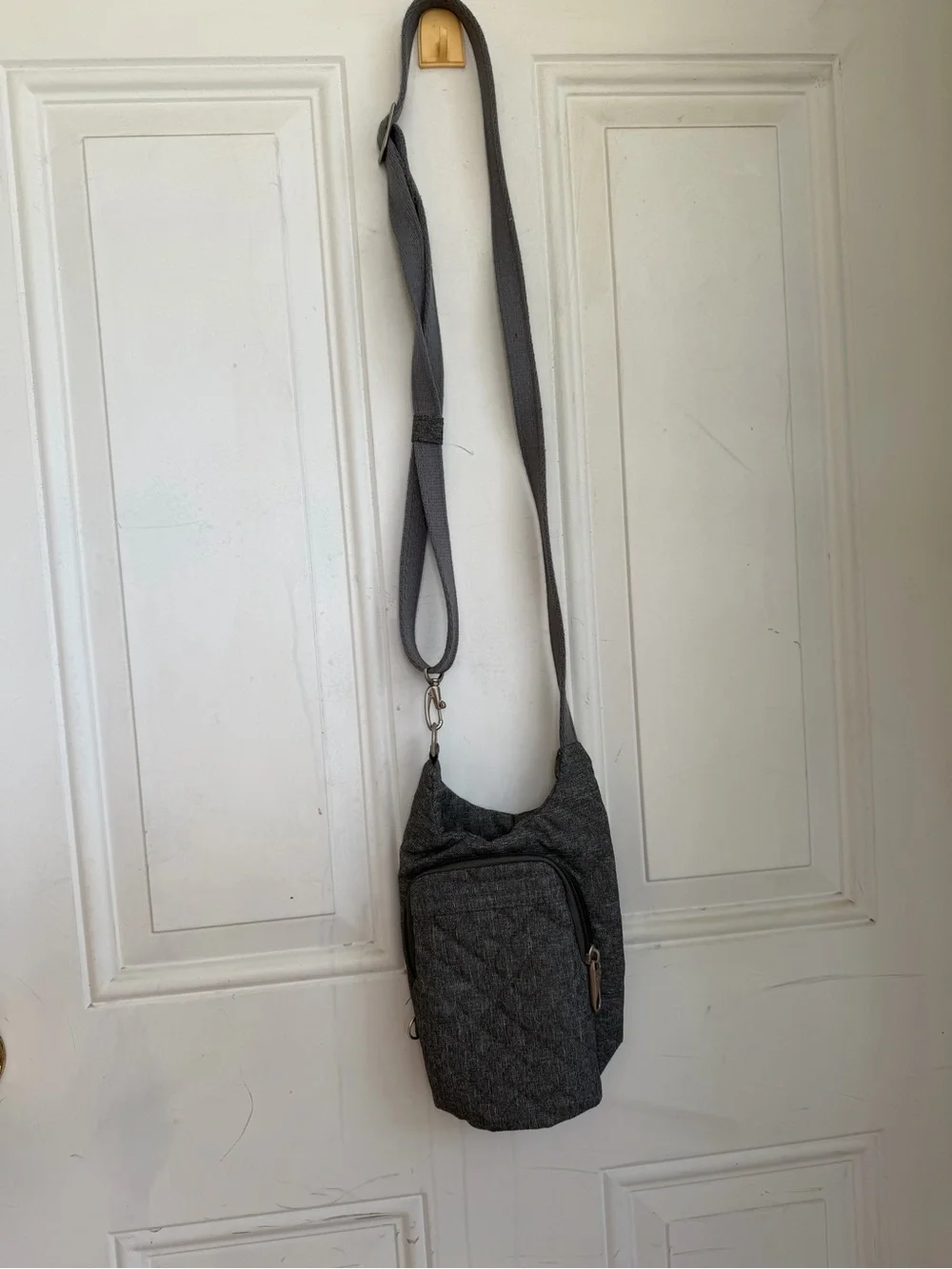 Gray Quilted Crossbody Sling Bag Bottle Holder - Travelon - Picture 3 of 6